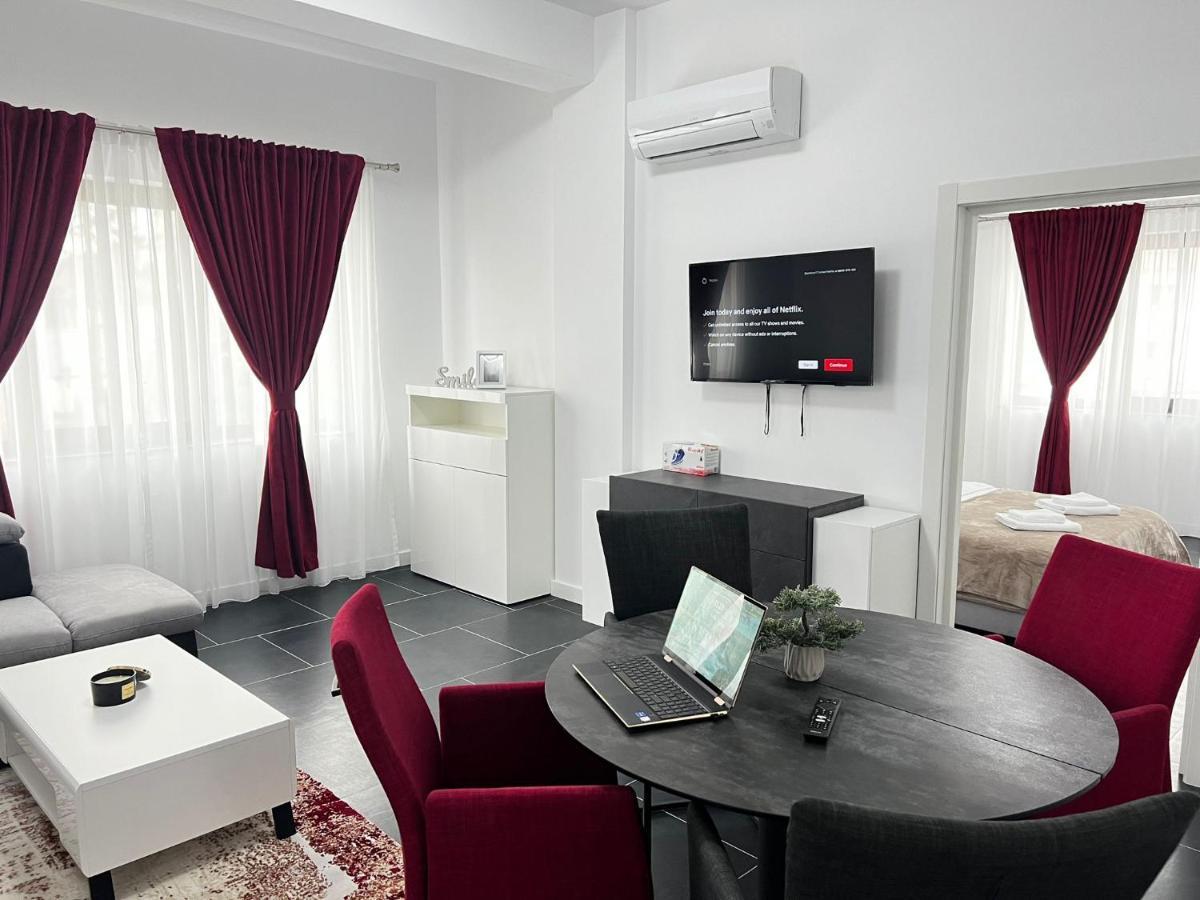 Luxury Cozy Apartments - City Center Suczawa Zewnętrze zdjęcie
