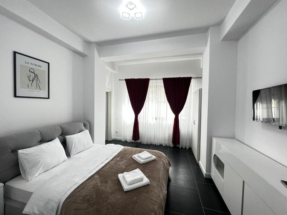 Luxury Cozy Apartments - City Center Suczawa Zewnętrze zdjęcie