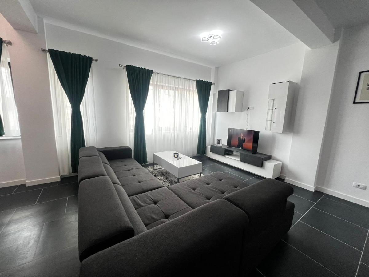 Luxury Cozy Apartments - City Center Suczawa Zewnętrze zdjęcie