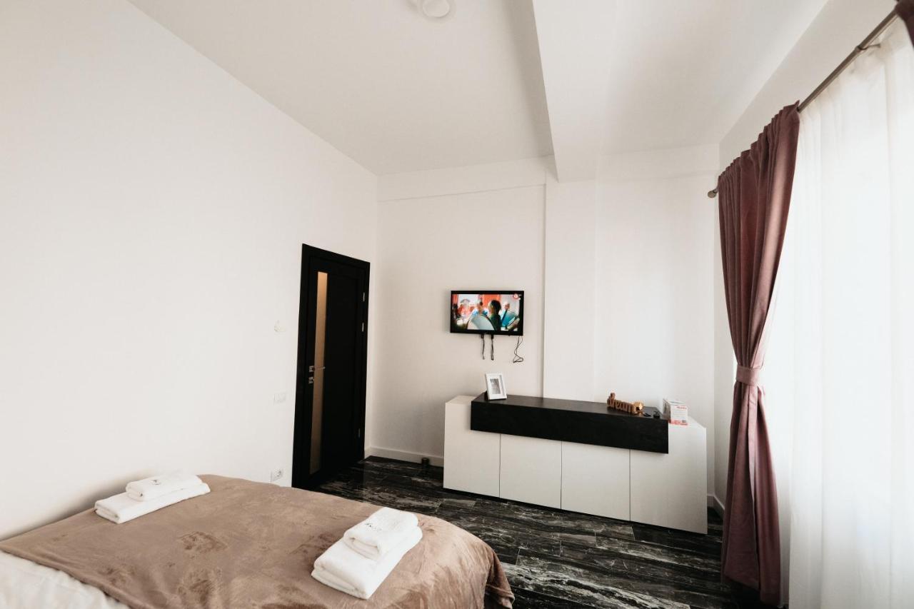 Luxury Cozy Apartments - City Center Suczawa Zewnętrze zdjęcie