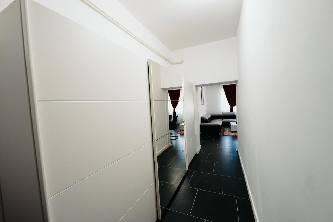 Luxury Cozy Apartments - City Center Suczawa Zewnętrze zdjęcie