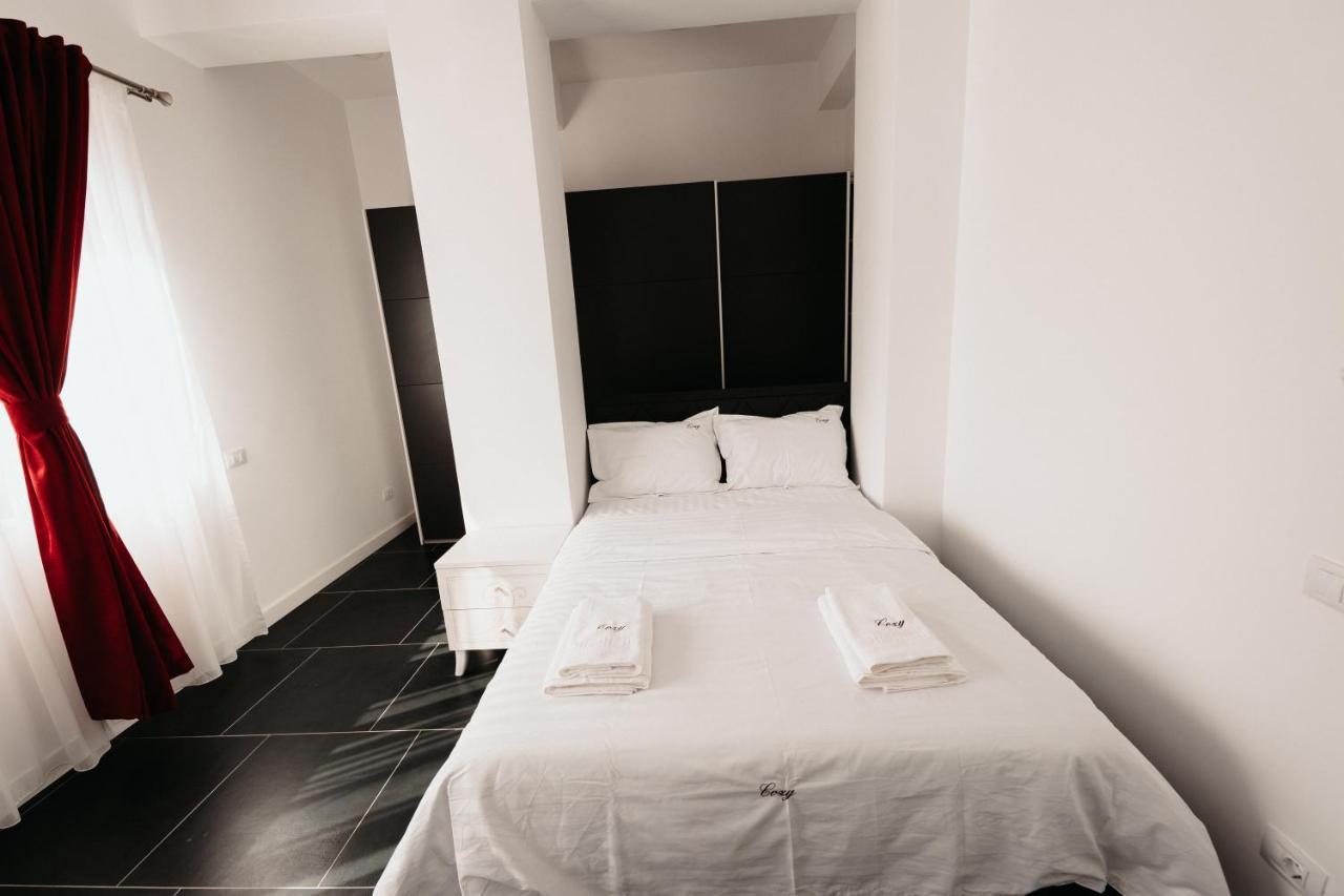 Luxury Cozy Apartments - City Center Suczawa Zewnętrze zdjęcie