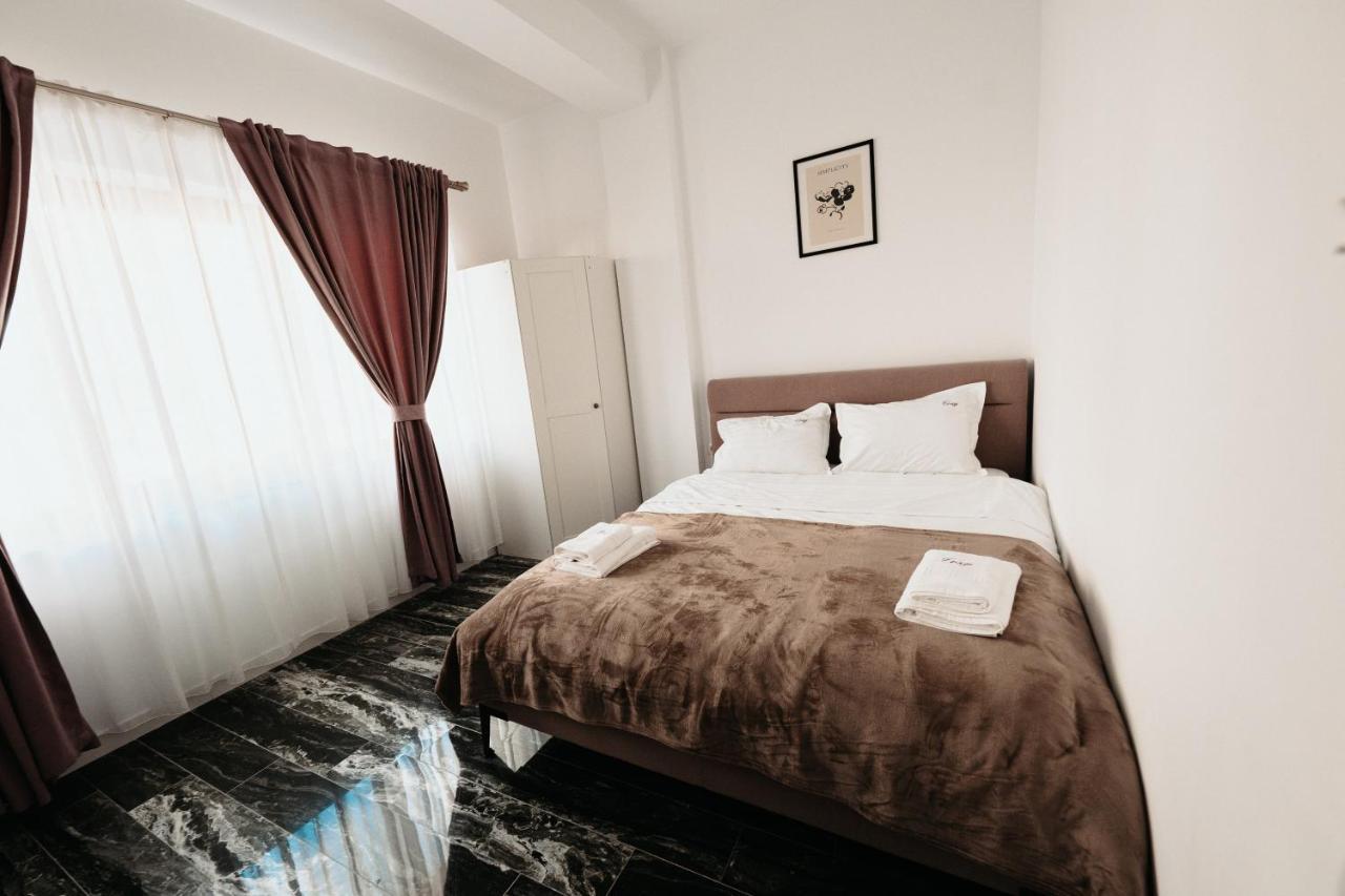Luxury Cozy Apartments - City Center Suczawa Zewnętrze zdjęcie